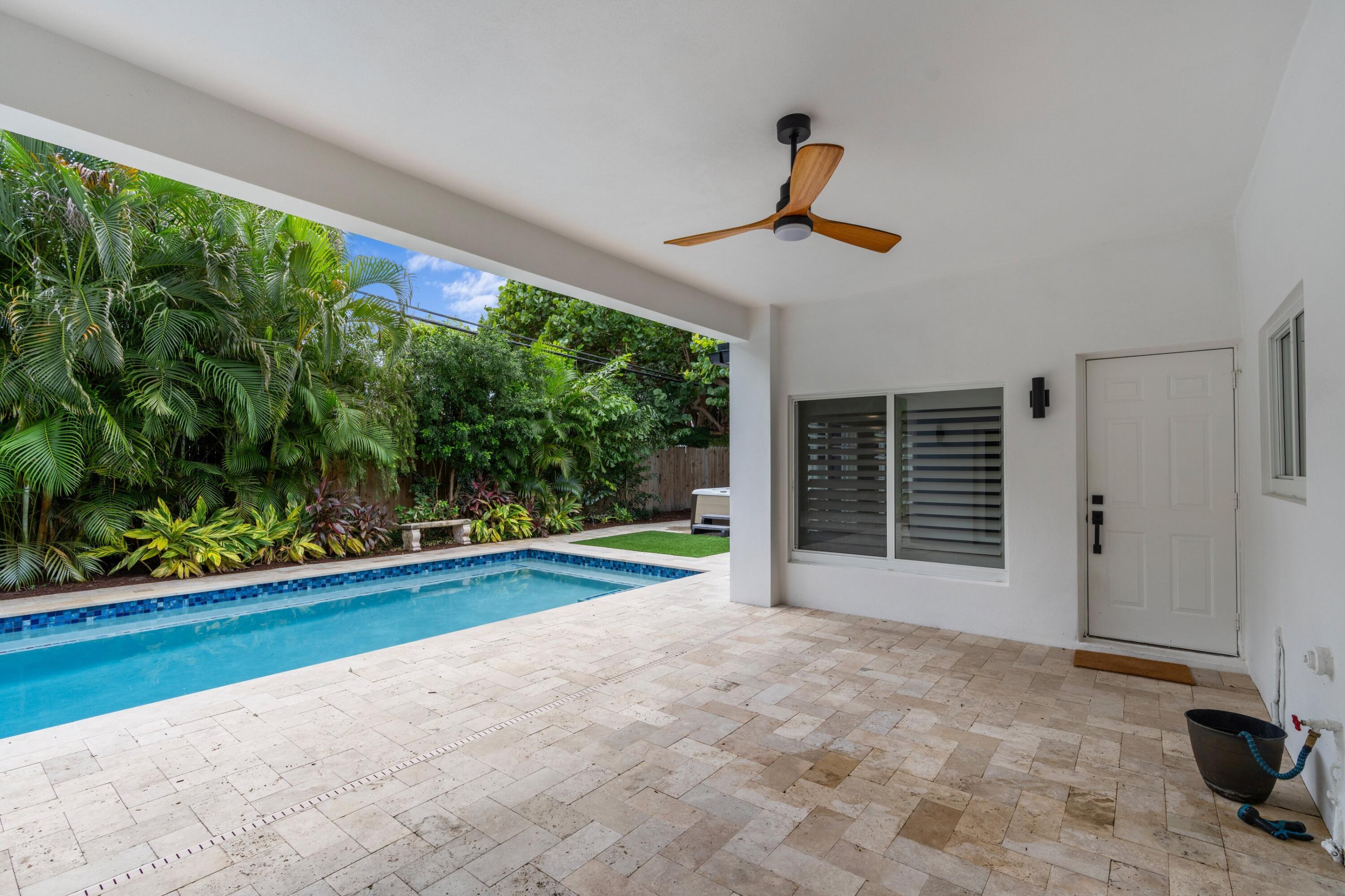 450 Northeast 5th Circle Boca Raton, FL 33431 - Photo 22 of 45 Patio