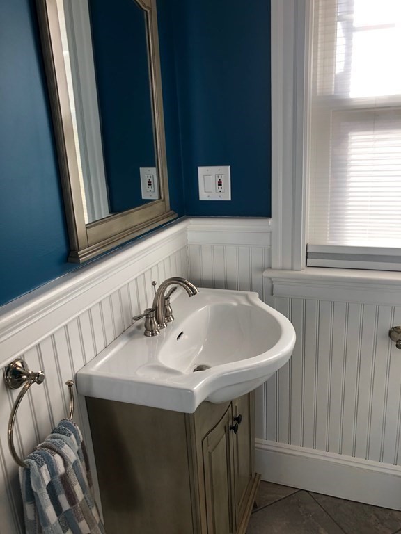 18 Chapel Street Canton, MA 02021 - Photo 12 of 31 Gallery Image 12