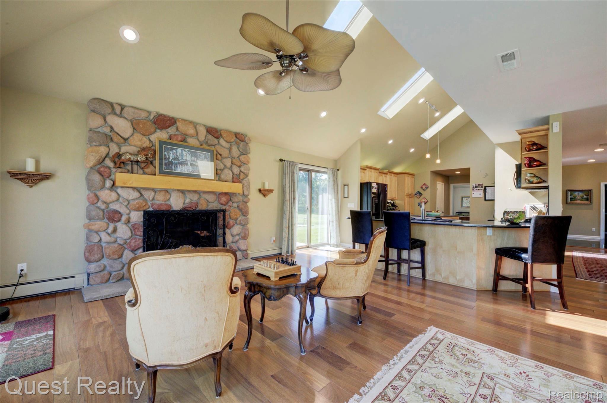 8325 Allen Road Clarkston, MI 48348 - Photo 29 of 79 4H8A8401_2_3.jpg