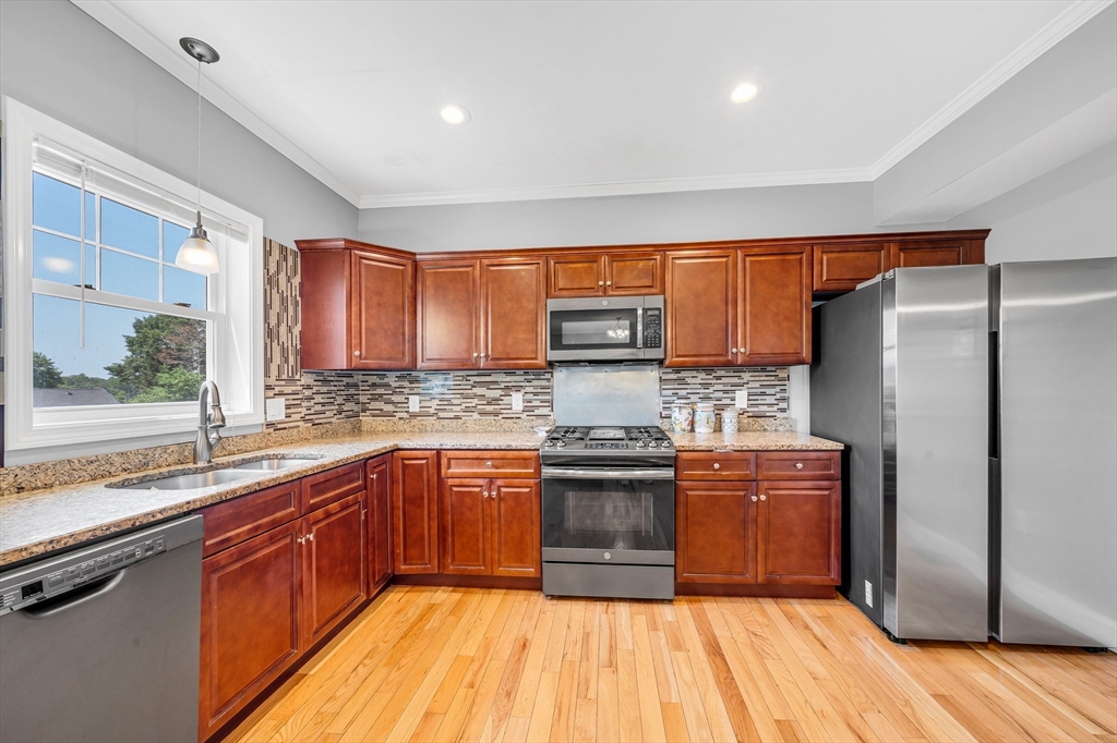 2 Mackenzie Way, Unit 2 Haverhill, MA 01832 - Photo 8 of 37
