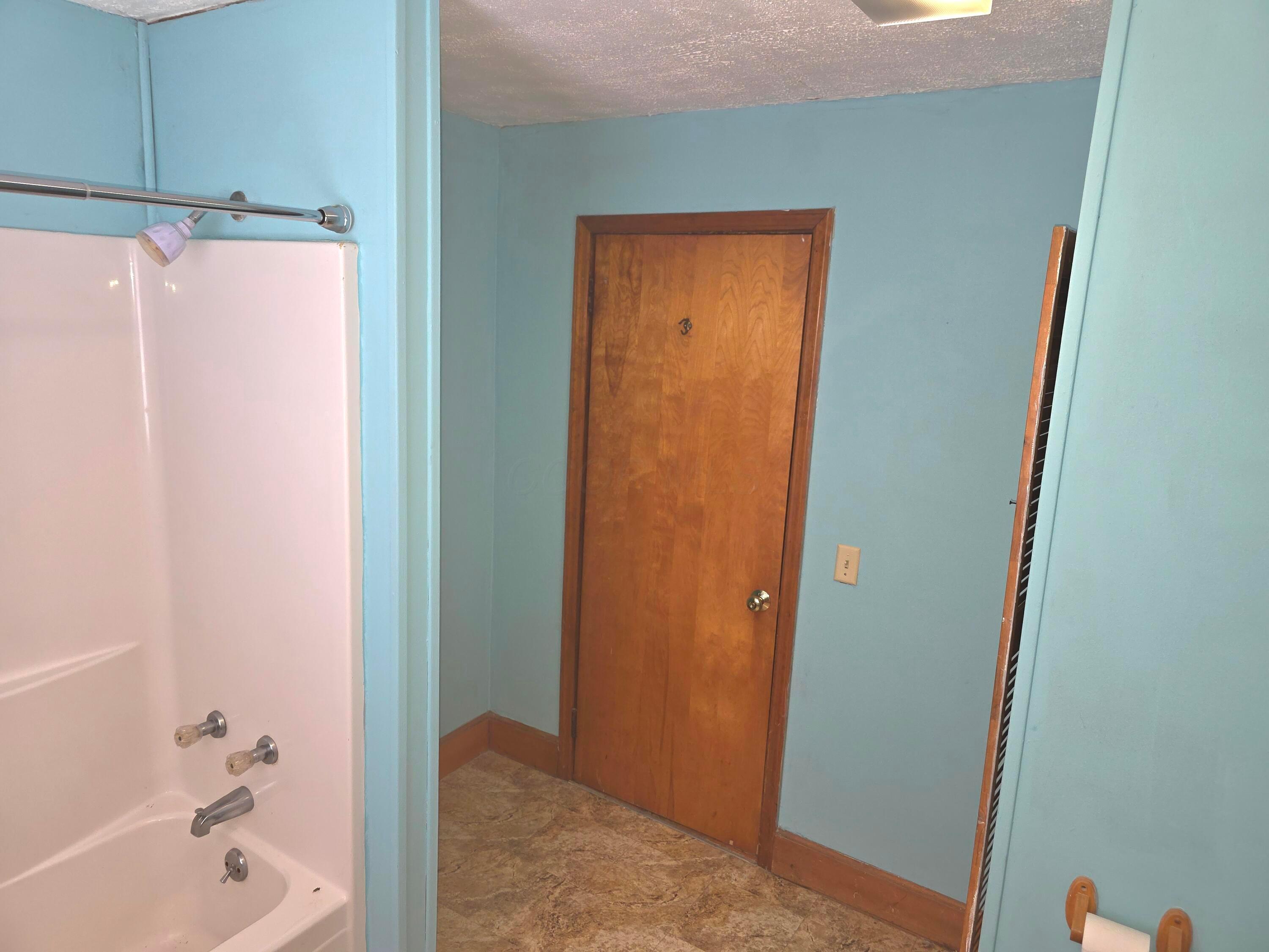 512 Henry Street Marion, OH 43302 - Photo 19 of 43 20251206_114257