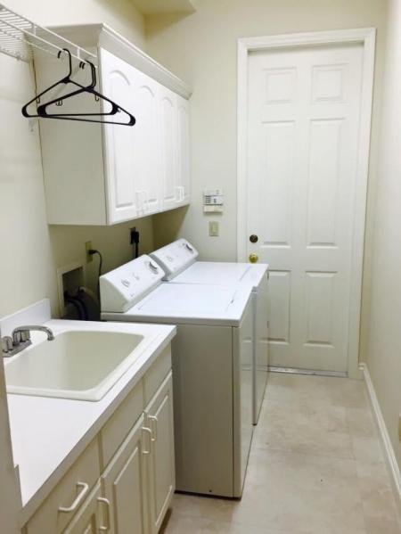 8519 Southeast Sabal Street Hobe Sound, FL 33455 - Photo 9 of 13 7