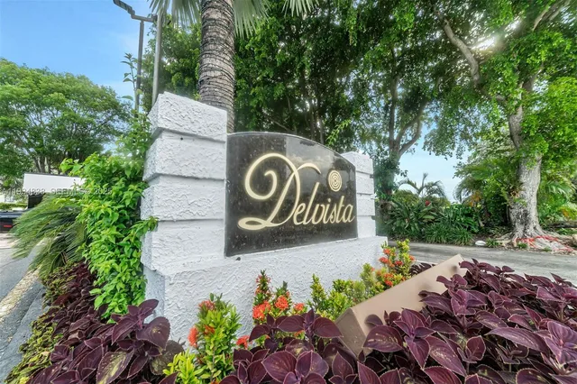$318,000 | 20225 Northeast 34th Court, Unit 719, Aventura, FL 33180