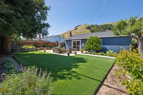 $1,049,000 | 115 Daryl Avenue, Novato, CA 94947