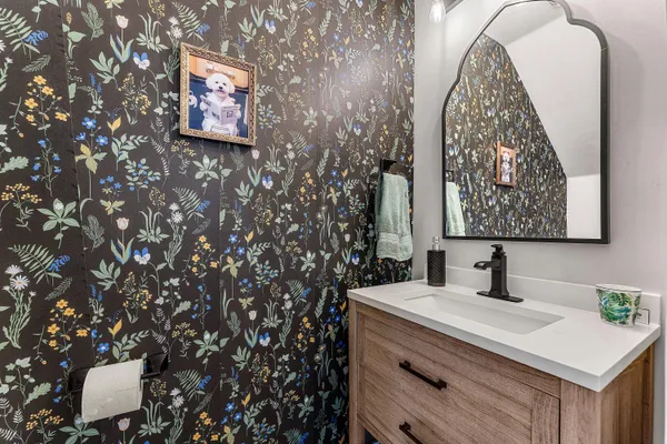 $389,000 | 1094 Pinewood Lake Court, Greenacres, FL 33415