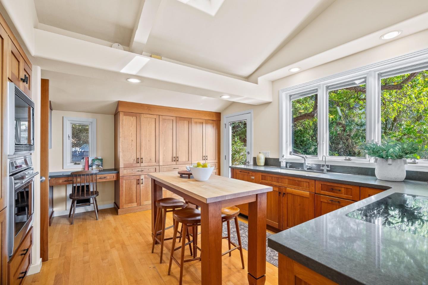 2222 Ocean St Extension Santa Cruz, CA 95060 - Photo 6 of 59