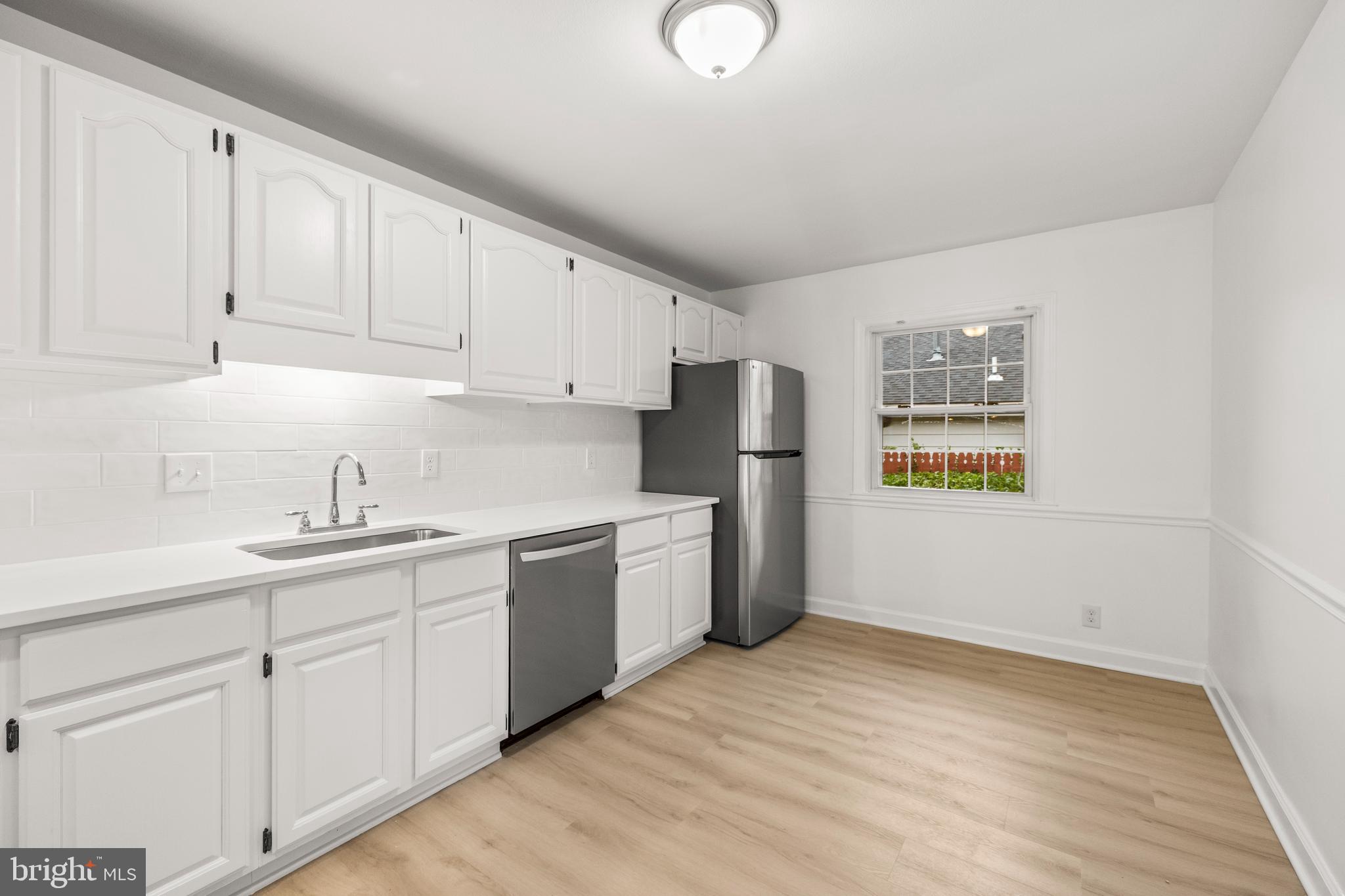 210 West Beech Road Sterling, VA 20164 - Photo 12 of 33