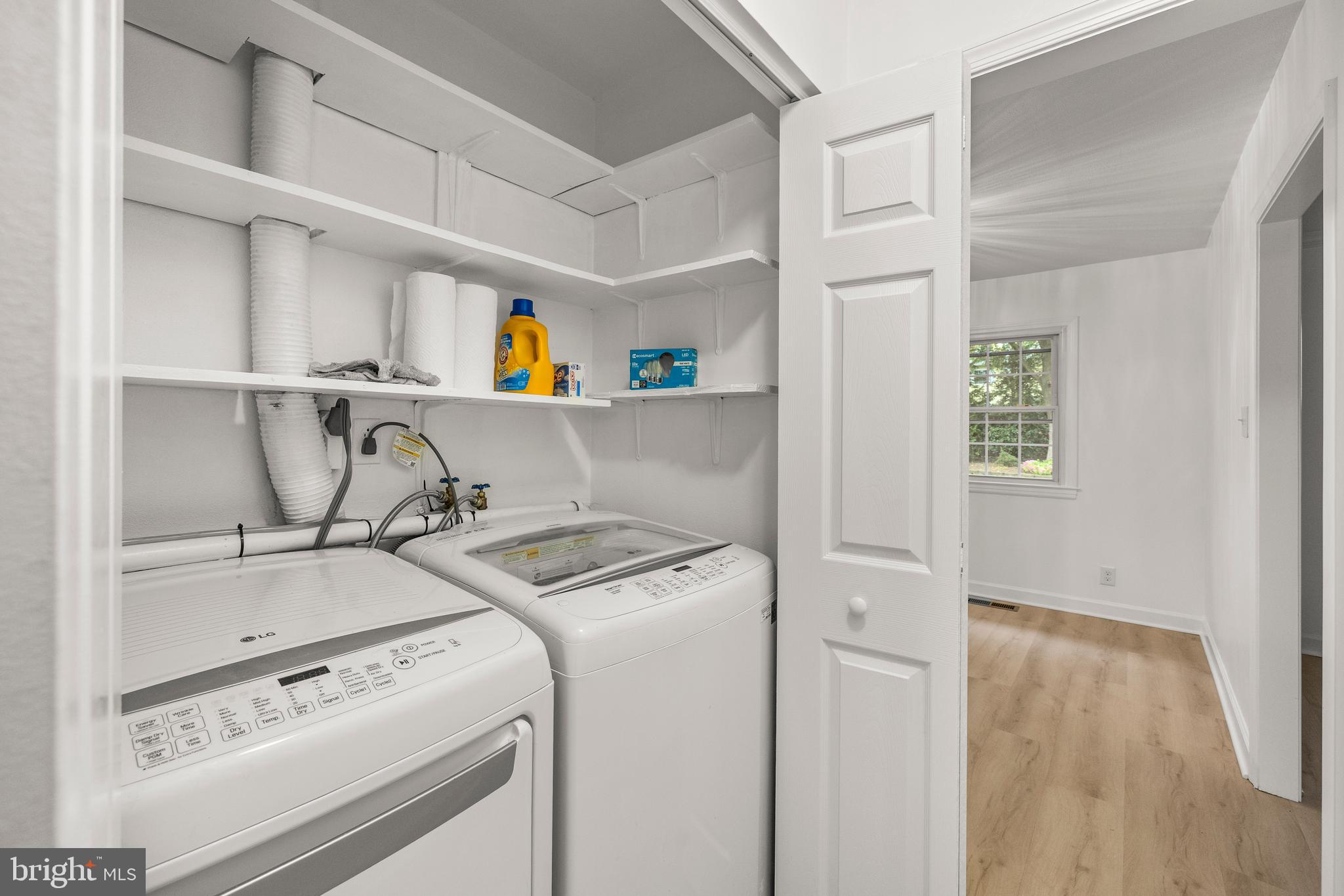 210 West Beech Road Sterling, VA 20164 - Photo 17 of 33