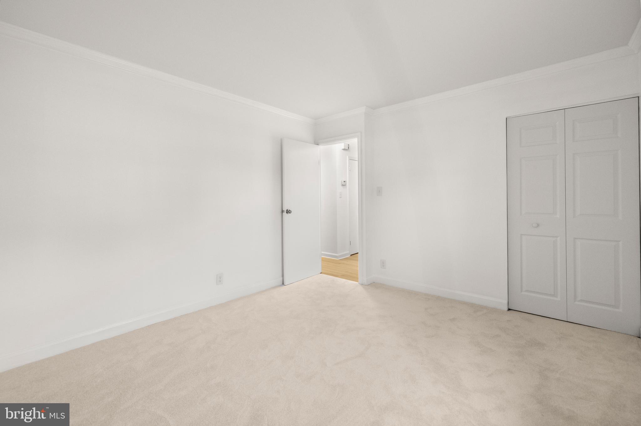 210 West Beech Road Sterling, VA 20164 - Photo 21 of 33