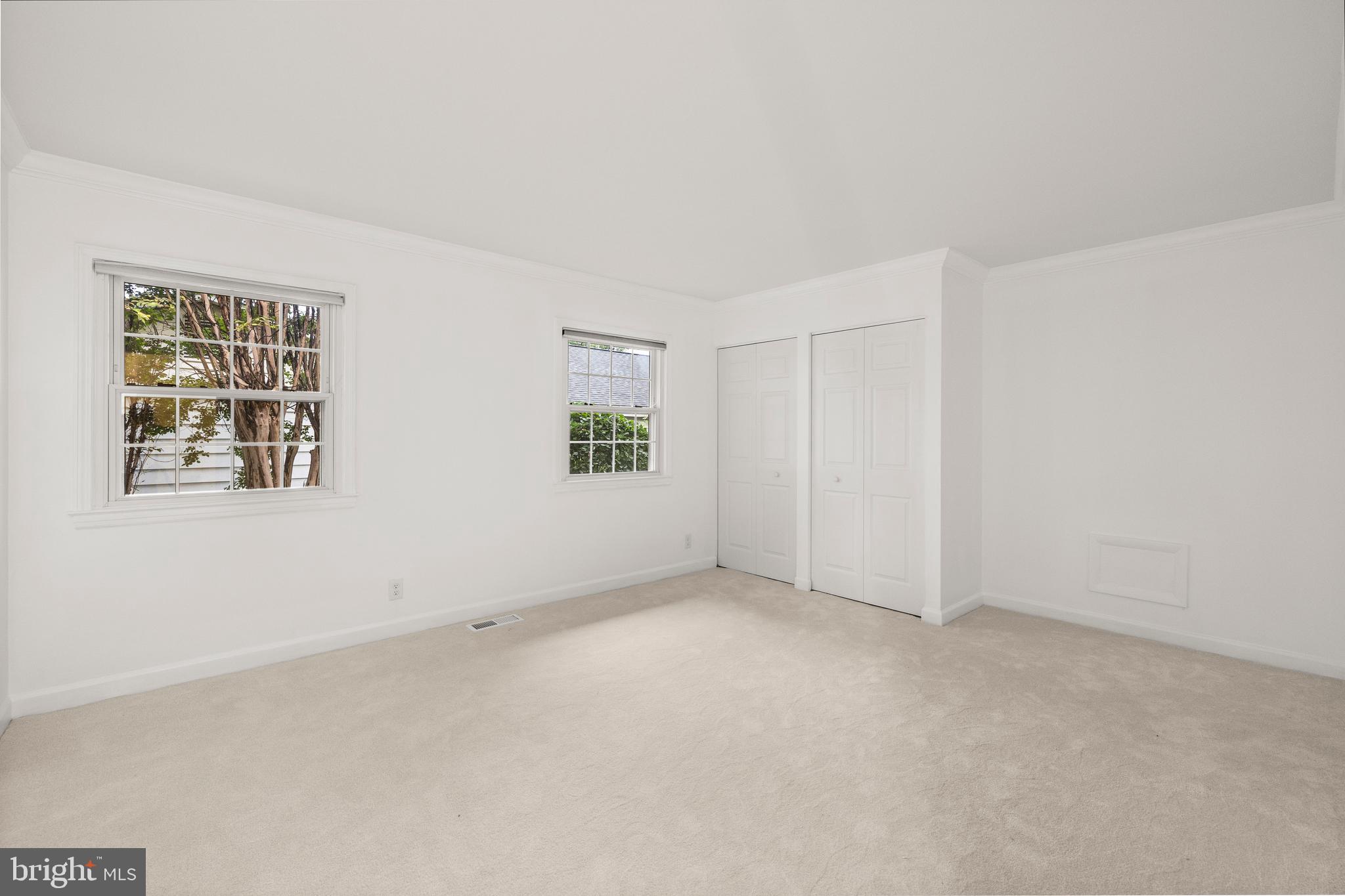 210 West Beech Road Sterling, VA 20164 - Photo 23 of 33