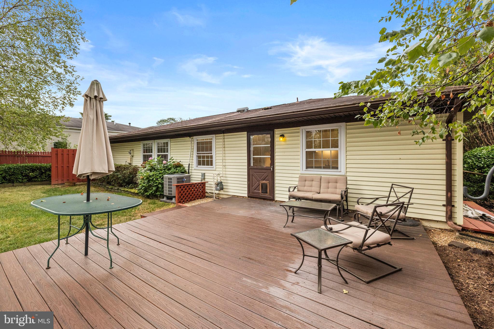 210 West Beech Road Sterling, VA 20164 - Photo 28 of 33