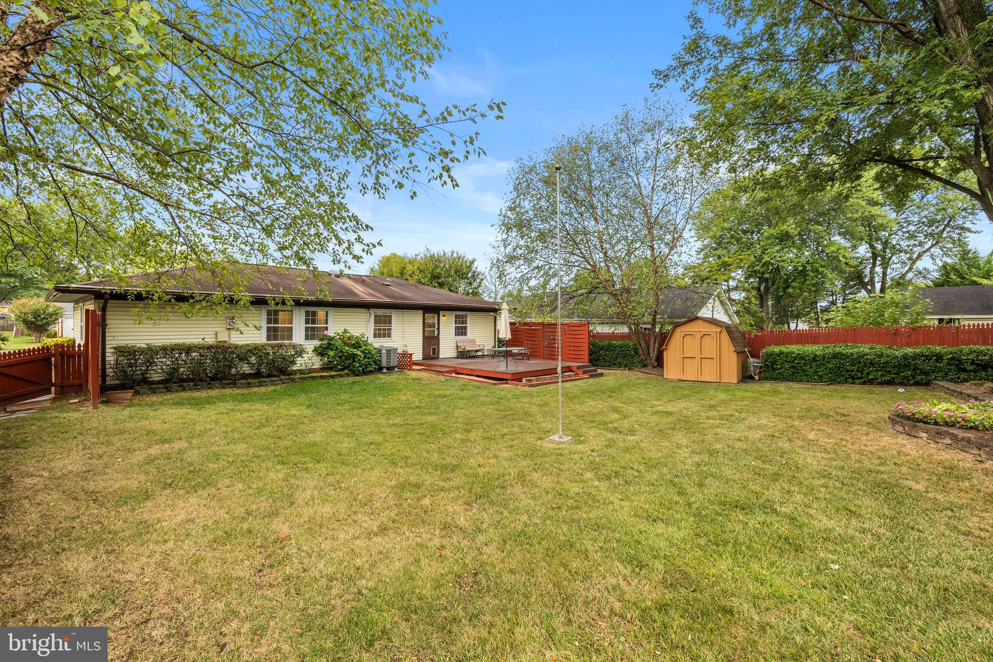 210 West Beech Road Sterling, VA 20164 - Photo 30 of 33