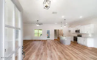 $371,900 | 2215 Scott Mdws Lane, Hernando, MS 38632