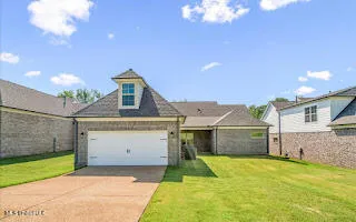 $371,900 | 2215 Scott Mdws Lane, Hernando, MS 38632