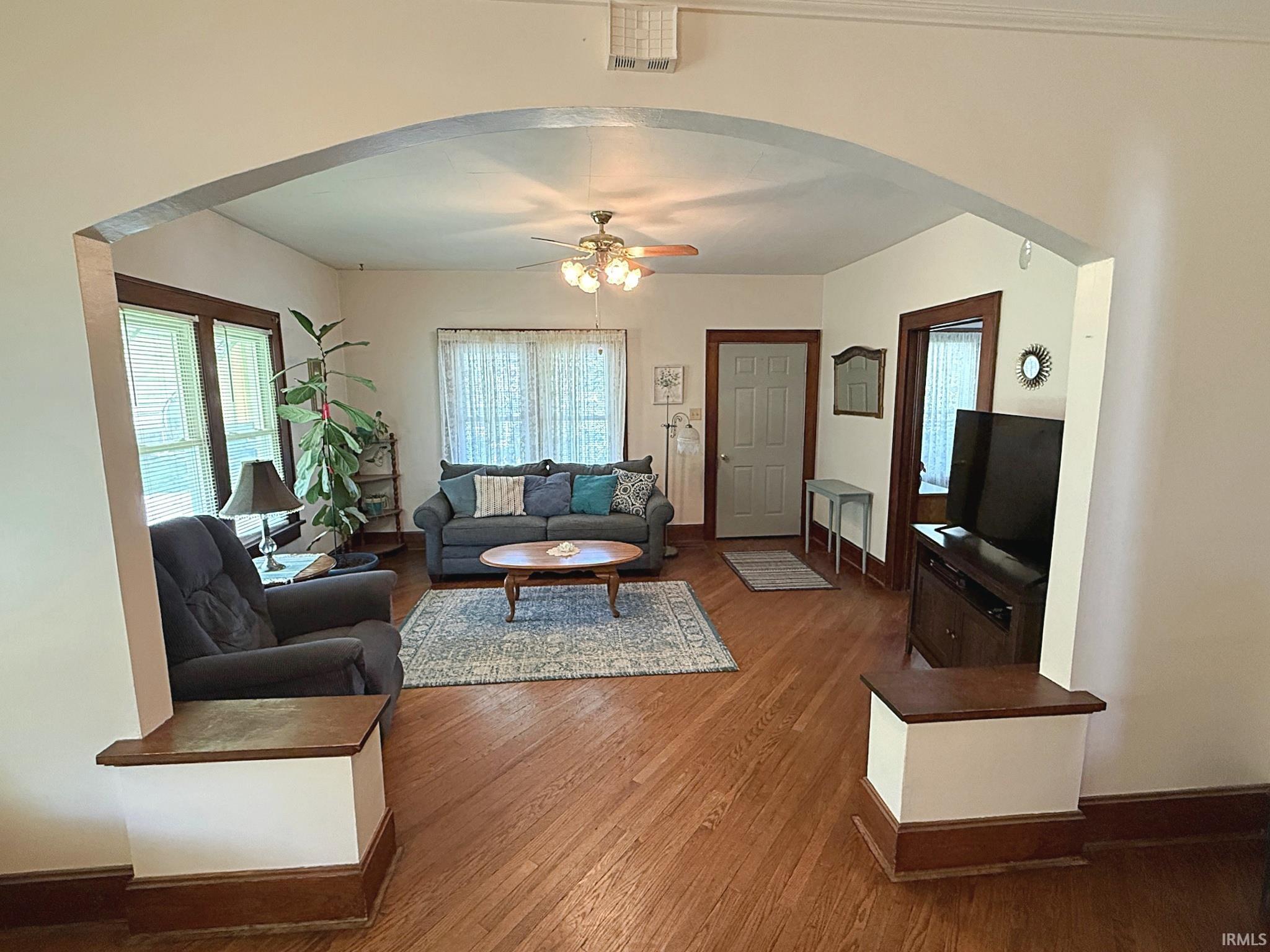 1305 State Street Washington, IN 47501 - Photo 6 of 34 Gallery Image 6
