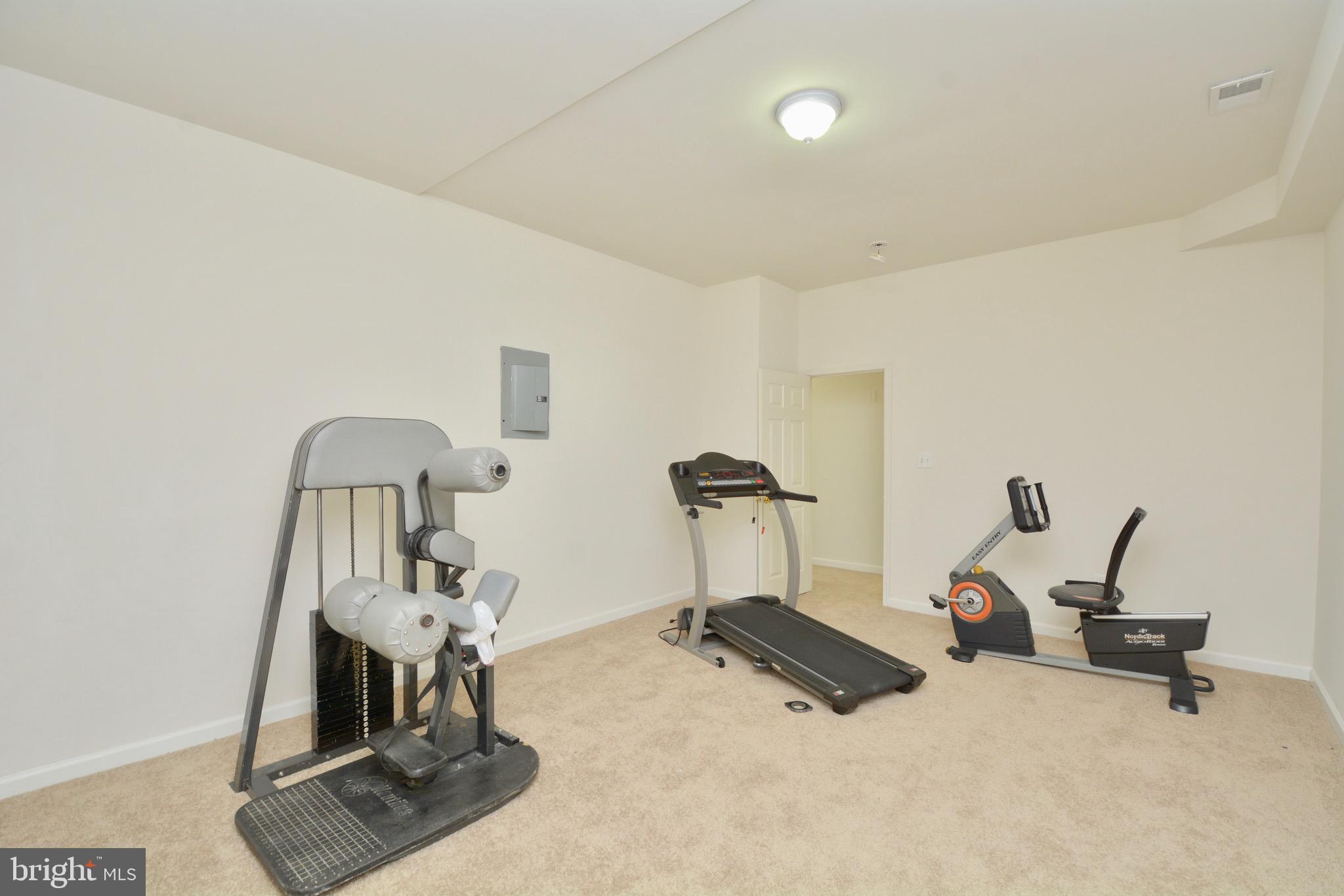 17707 Cashell Road Rockville, MD 20853 - Photo 37 of 64