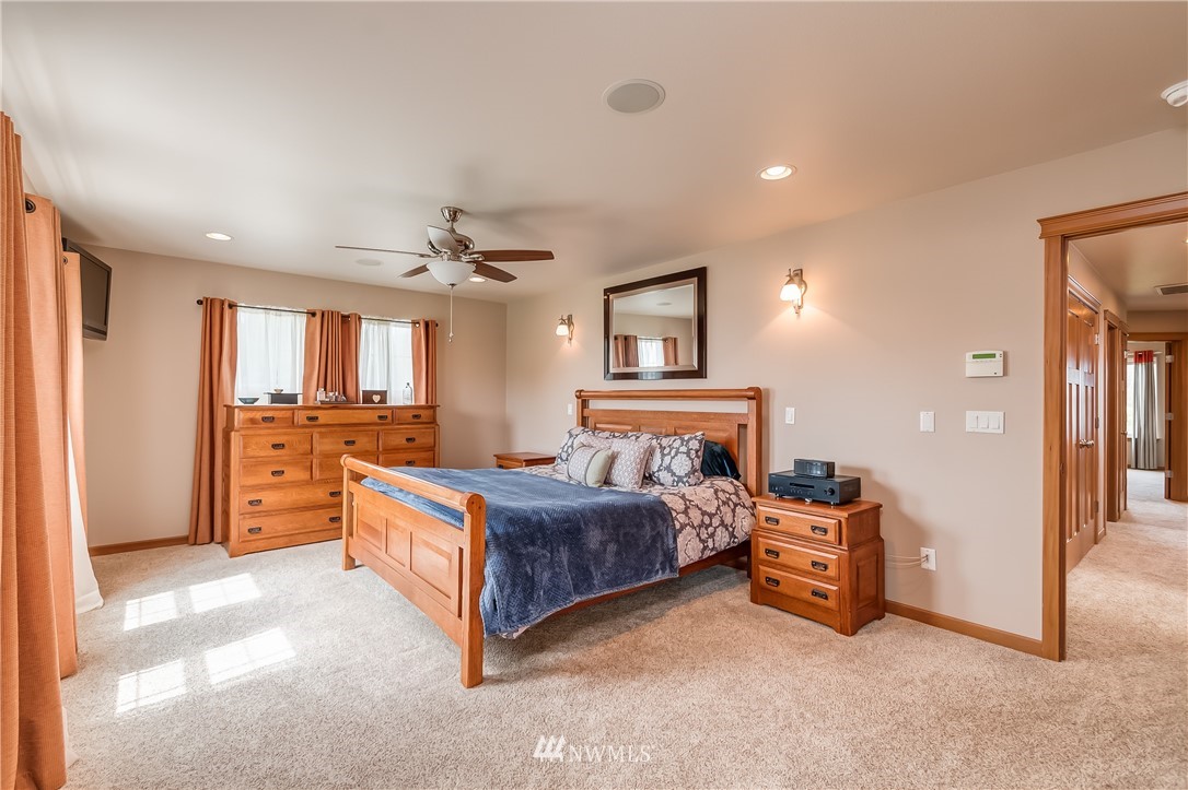 3052 Douglas Road Ferndale, WA 98248 - Photo 11 of 24