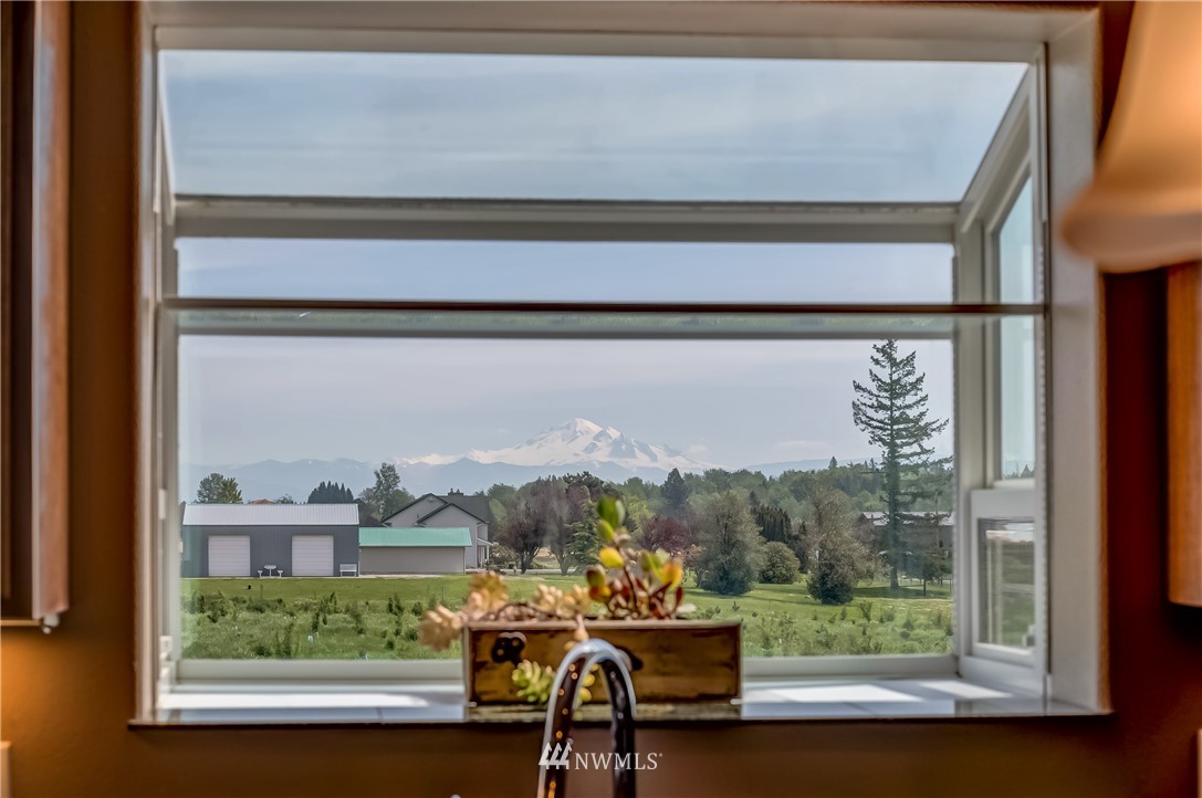3052 Douglas Road Ferndale, WA 98248 - Photo 4 of 24