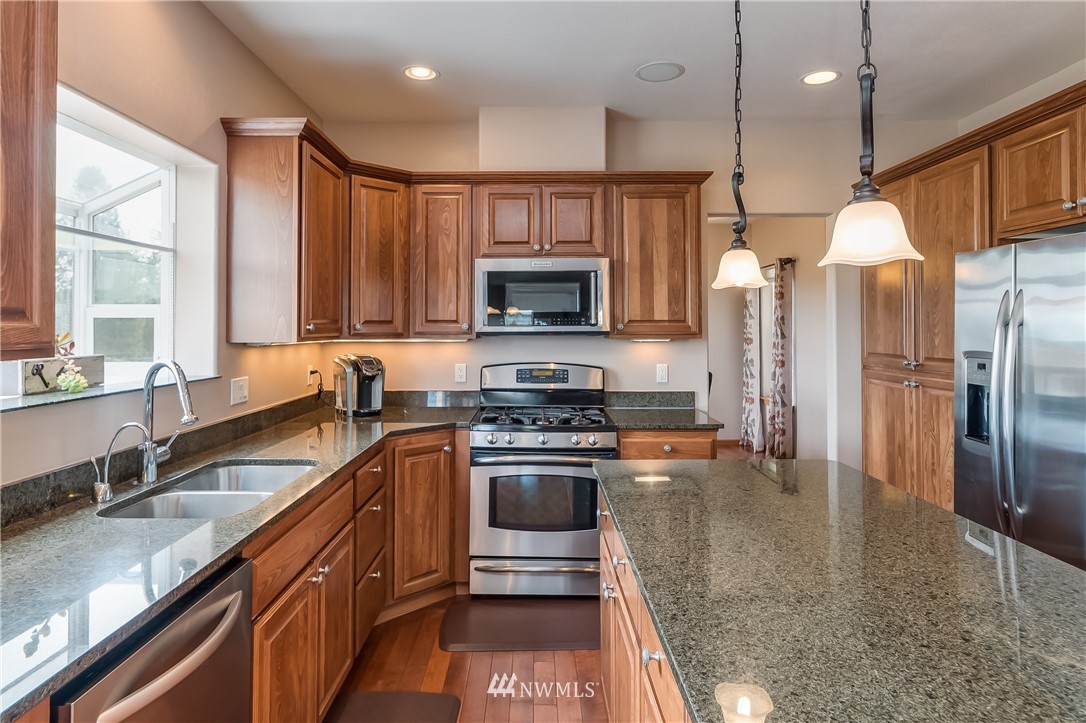 3052 Douglas Road Ferndale, WA 98248 - Photo 5 of 24