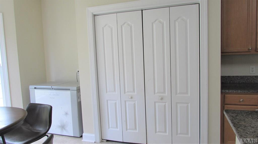 346 Green View Road Moyock, NC 27958 - Photo 10 of 29 Pantry