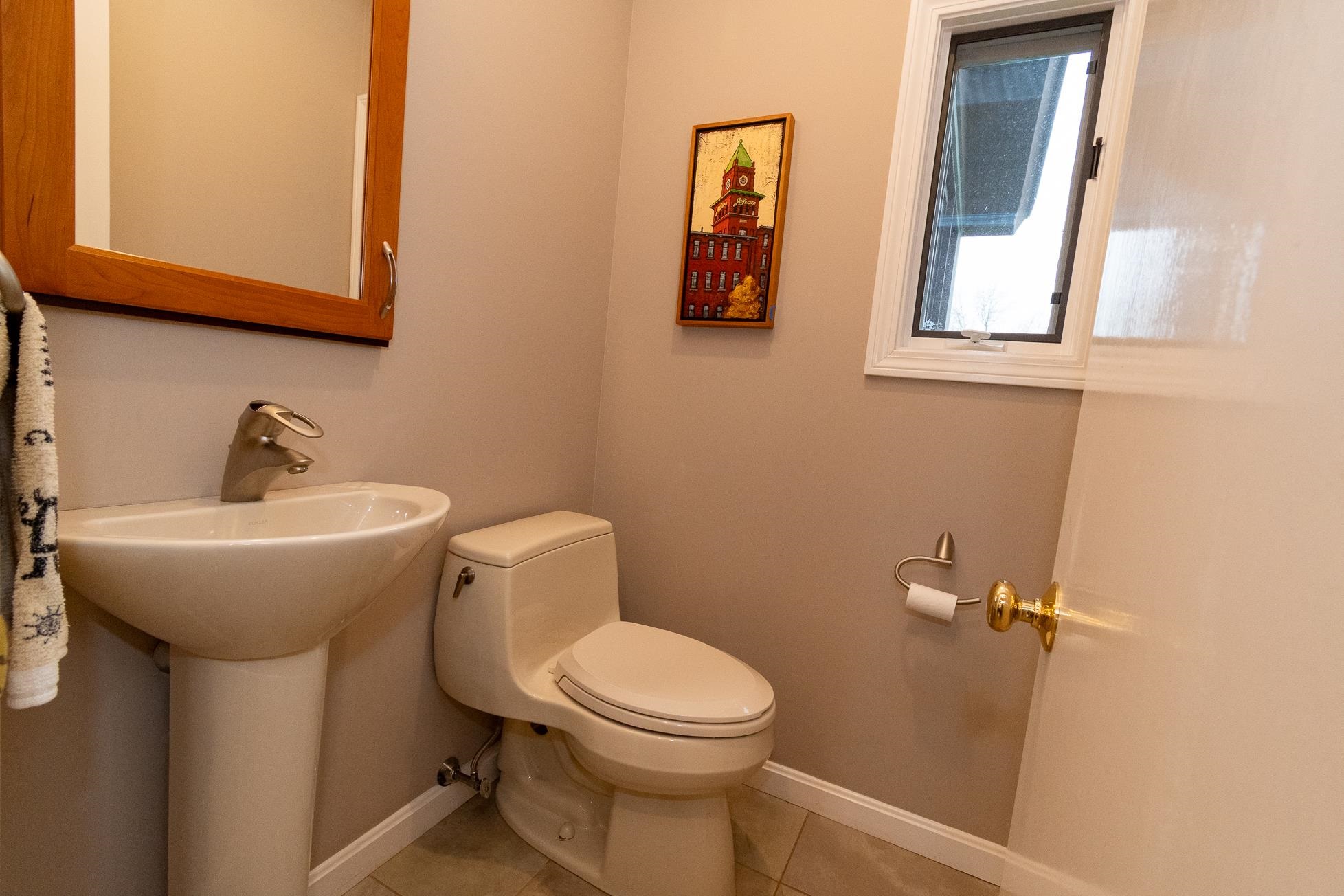 121 Madeline Road Manchester, NH 03104 - Photo 24 of 55 Gallery Image 24