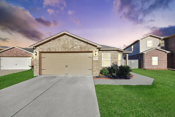 $2,100 | 10803 Dover White Drive, Humble, TX 77396