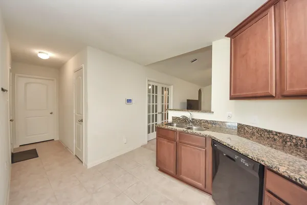 $2,100 | 10803 Dover White Drive, Humble, TX 77396