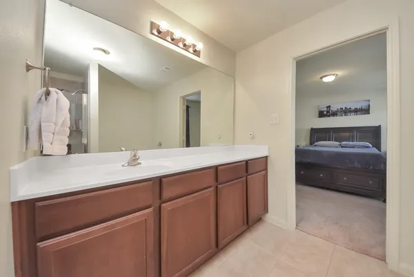 $2,100 | 10803 Dover White Drive, Humble, TX 77396
