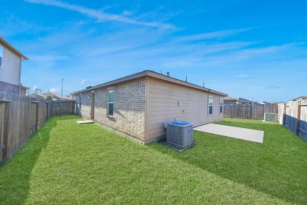 $2,100 | 10803 Dover White Drive, Humble, TX 77396
