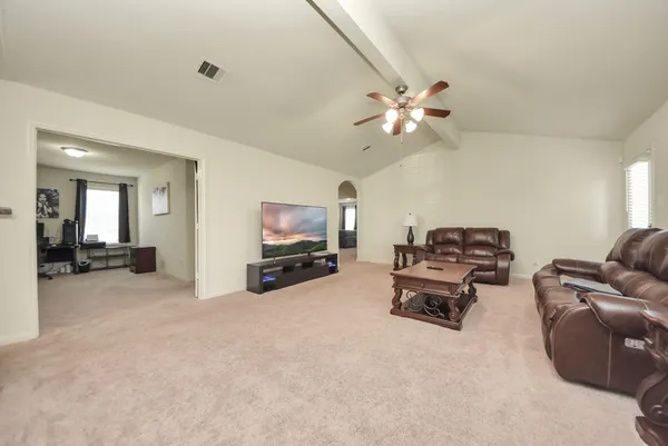 $2,100 | 10803 Dover White Drive, Humble, TX 77396