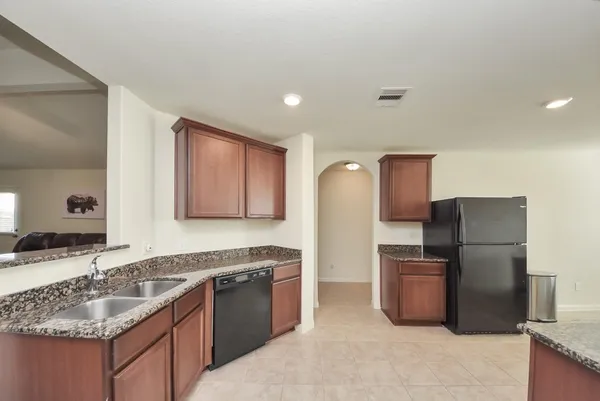 $2,100 | 10803 Dover White Drive, Humble, TX 77396