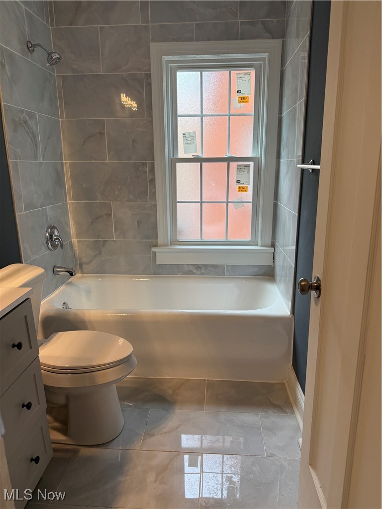 3698 Normandy Road Cleveland, OH 44120 - Photo 15 of 50 1st floor bath