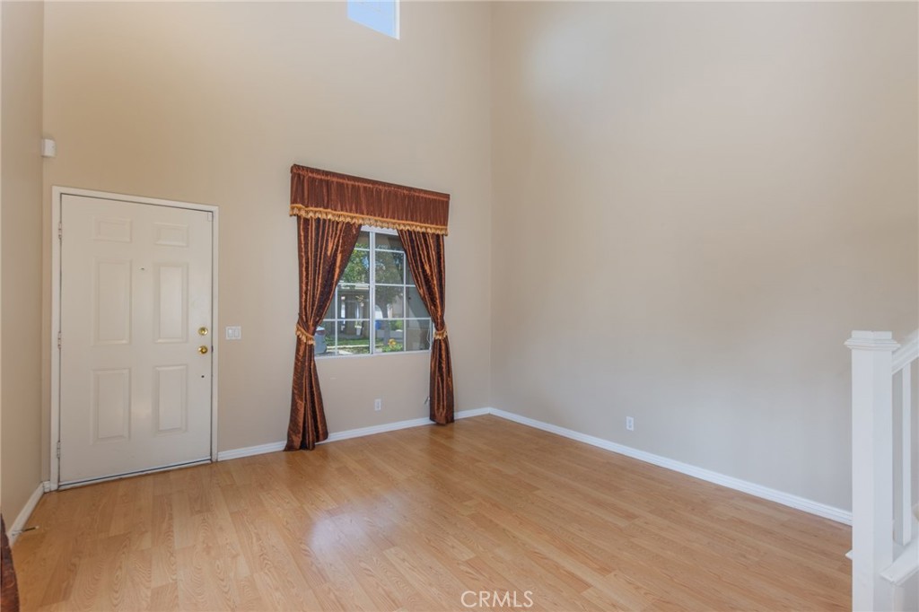 1654 Rush Haven Way Simi Valley, CA 93065 - Photo 6 of 32 a view of empty room with closet
