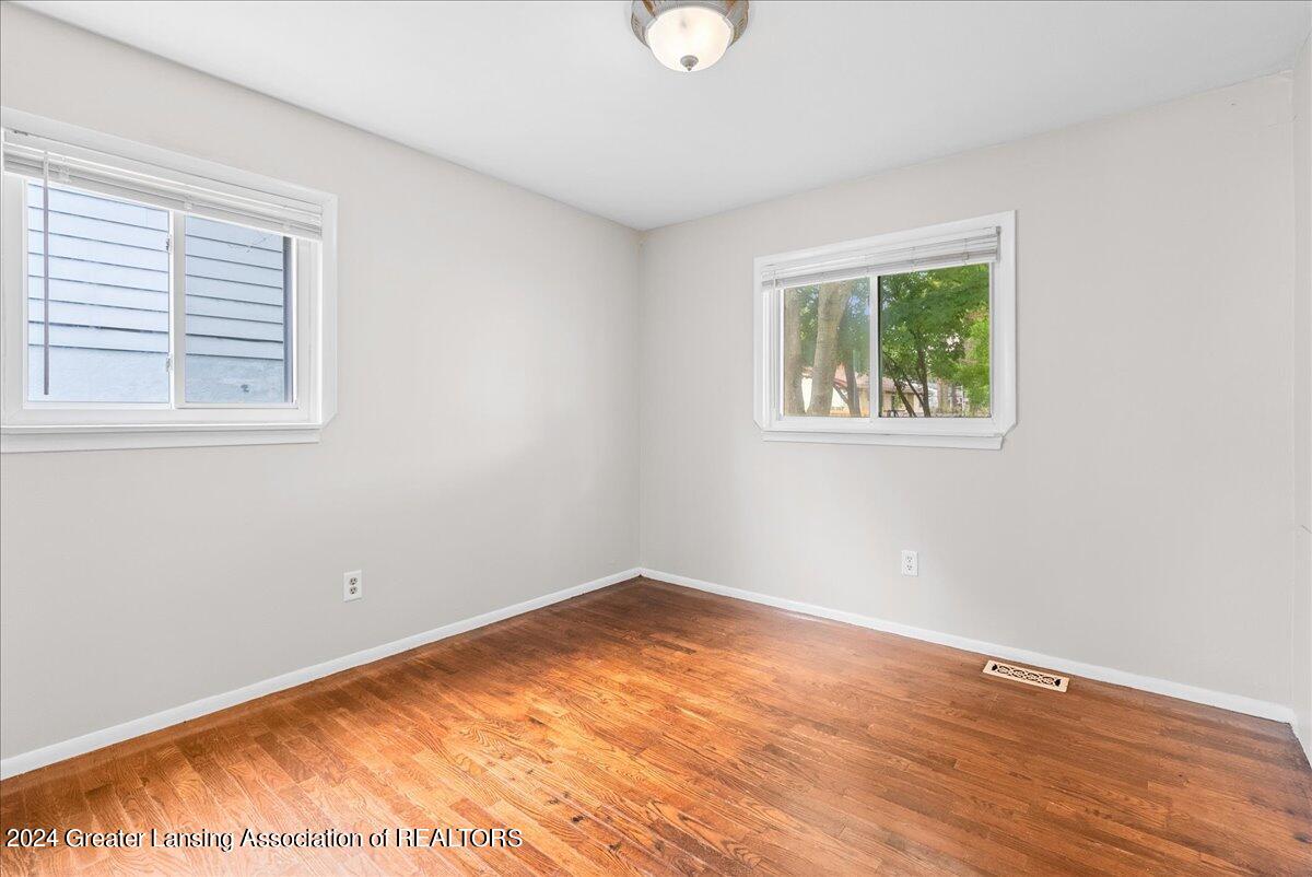 3314 Hepfer Road Lansing, MI 48911 - Photo 17 of 24 22-Media Jett - 22