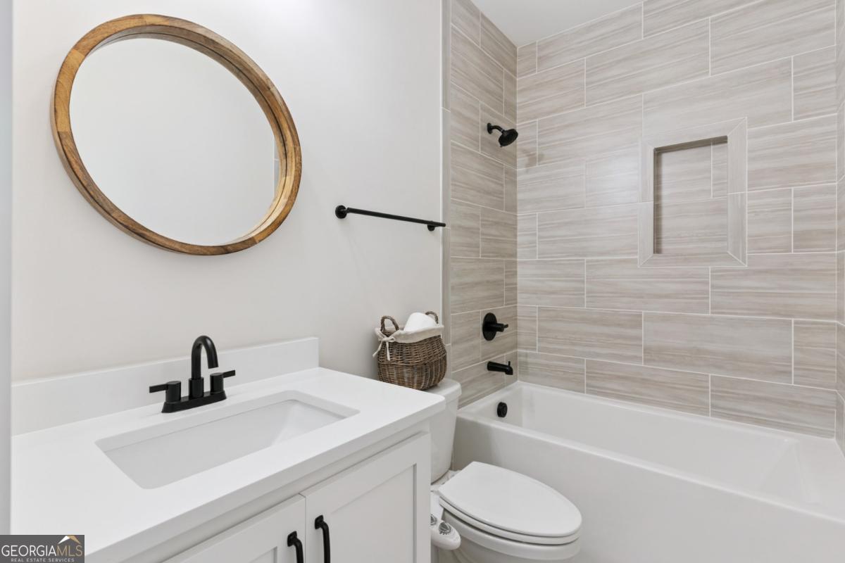 1093 Captains Cv Way St. Simons, GA 31522 - Photo 15 of 31