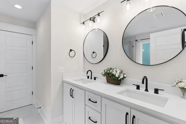 $750,000 | 1093 Captains Cv Way, St. Simons, GA 31522