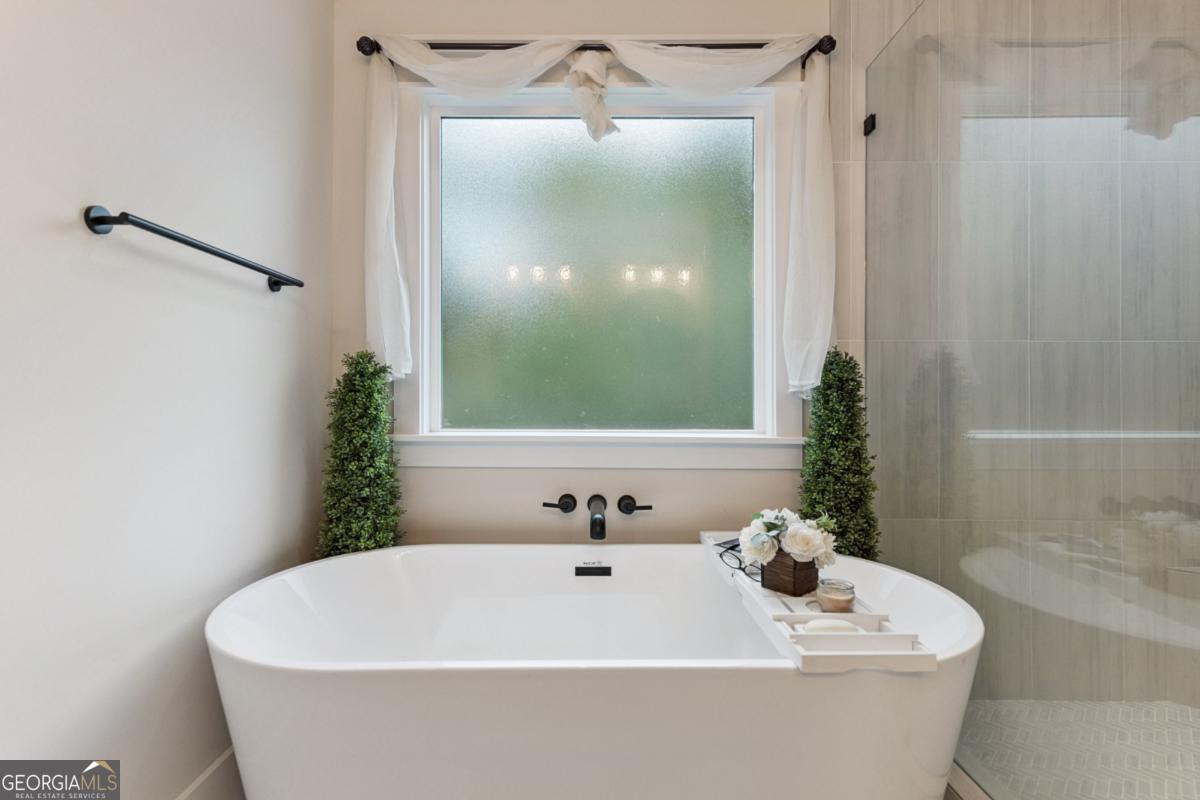 1093 Captains Cv Way St. Simons, GA 31522 - Photo 20 of 31