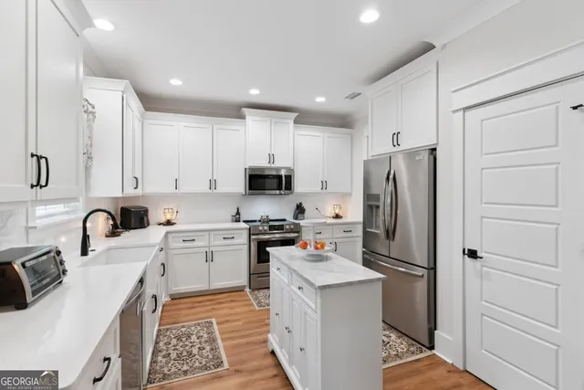 $750,000 | 1093 Captains Cv Way, St. Simons, GA 31522