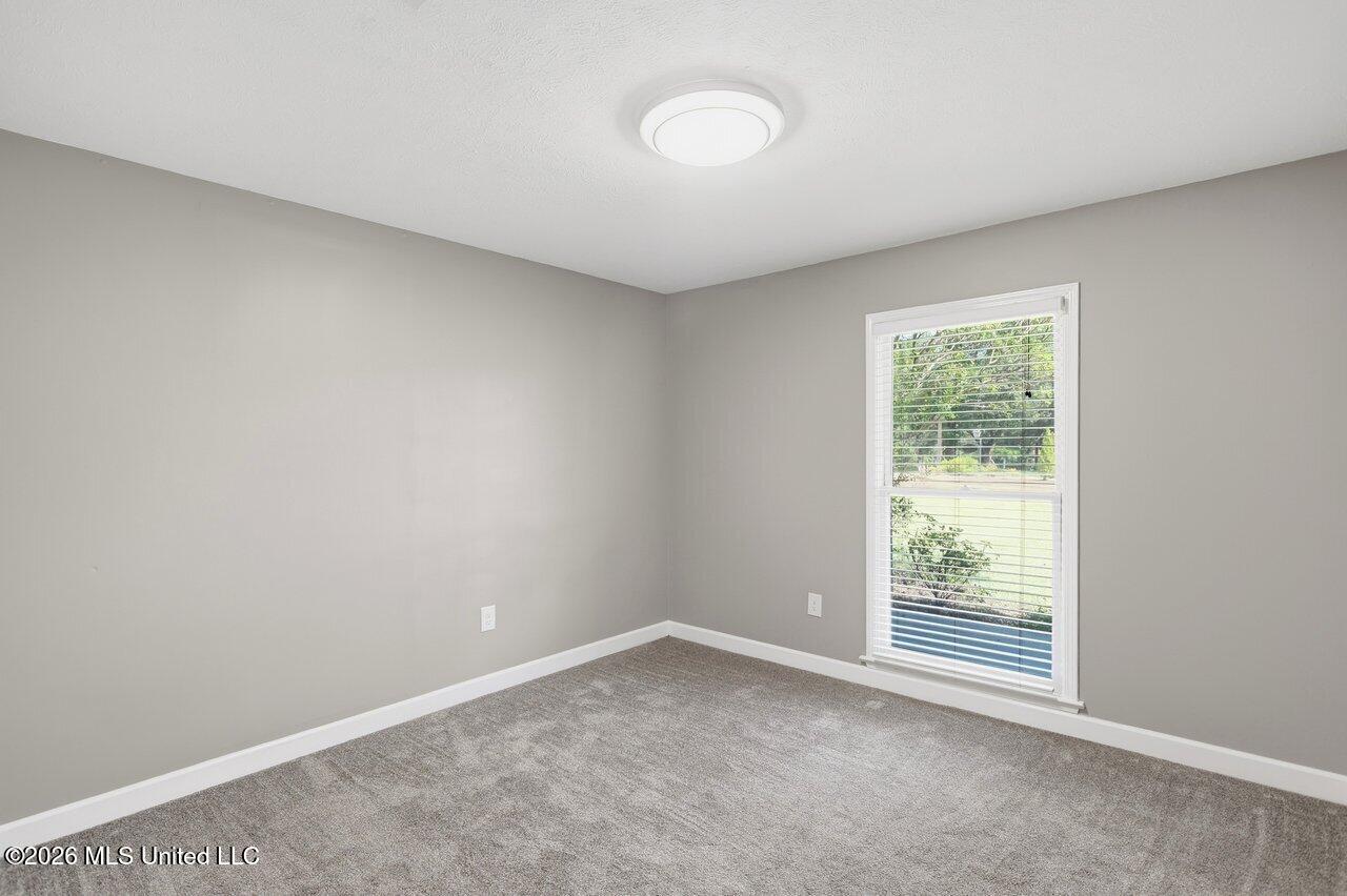 153 Oak Ridge Circle Madison, MS 39110 - Photo 24 of 31 153 Oak Ridge Cir Hometoursms.com 24