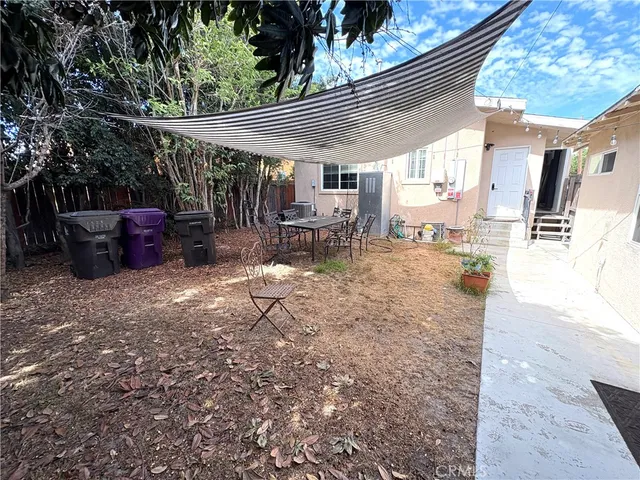 $840,000 | 1528 East 11th Street, Long Beach, CA 90813