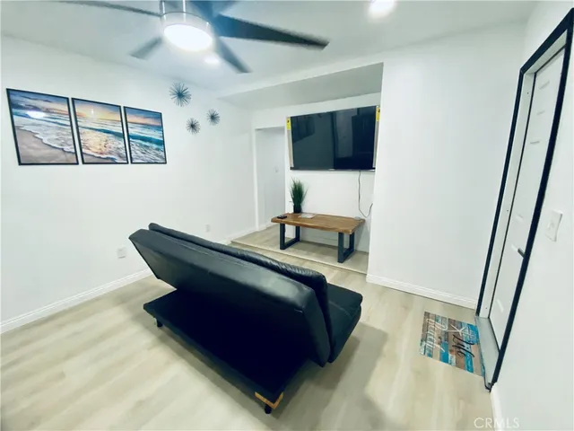 $840,000 | 1528 East 11th Street, Long Beach, CA 90813