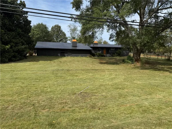 $364,500 | 1706 Whitehall Road, Anderson, SC 29625