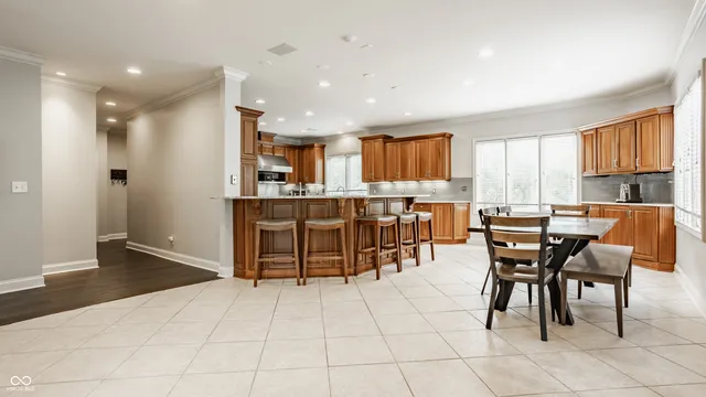$1,150,000 | 8526 Oakmont Lane, Indianapolis, IN 46260