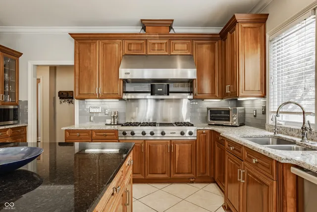 $1,150,000 | 8526 Oakmont Lane, Indianapolis, IN 46260