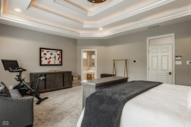 $1,150,000 | 8526 Oakmont Lane, Indianapolis, IN 46260