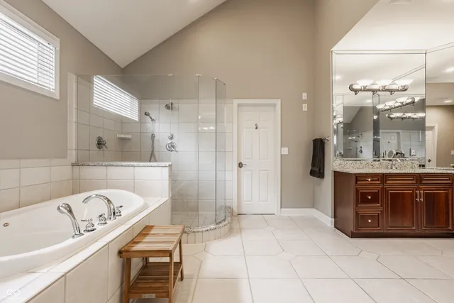 $1,150,000 | 8526 Oakmont Lane, Indianapolis, IN 46260