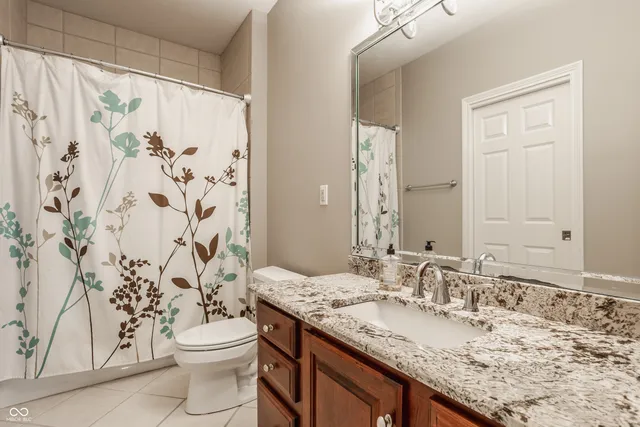 $1,150,000 | 8526 Oakmont Lane, Indianapolis, IN 46260