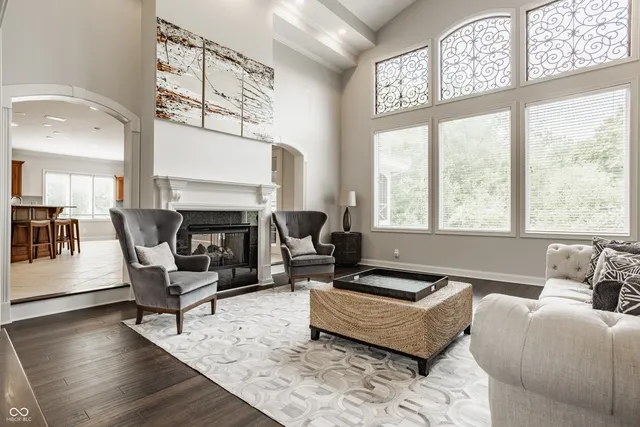 $1,150,000 | 8526 Oakmont Lane, Indianapolis, IN 46260