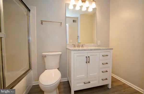 $2,025 | 5630 F Ringwood Drive, Unit 714, Halethorpe, MD 21227