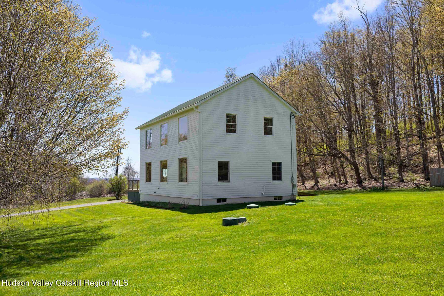 150 Sawchuck Road Millerton, NY 12546 - Photo 5 of 34 photo_online_001